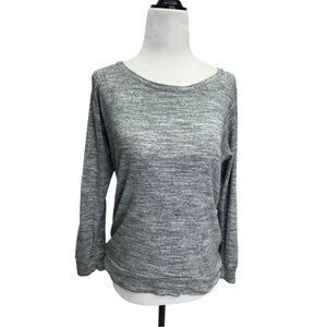 Aritzia TNA Grey Round Neck Long Sleeve T-Shirt Size XXS